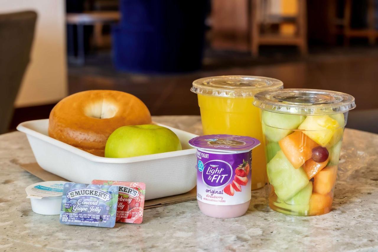 Hyatt Place Tampa Busch Gardens Luaran gambar