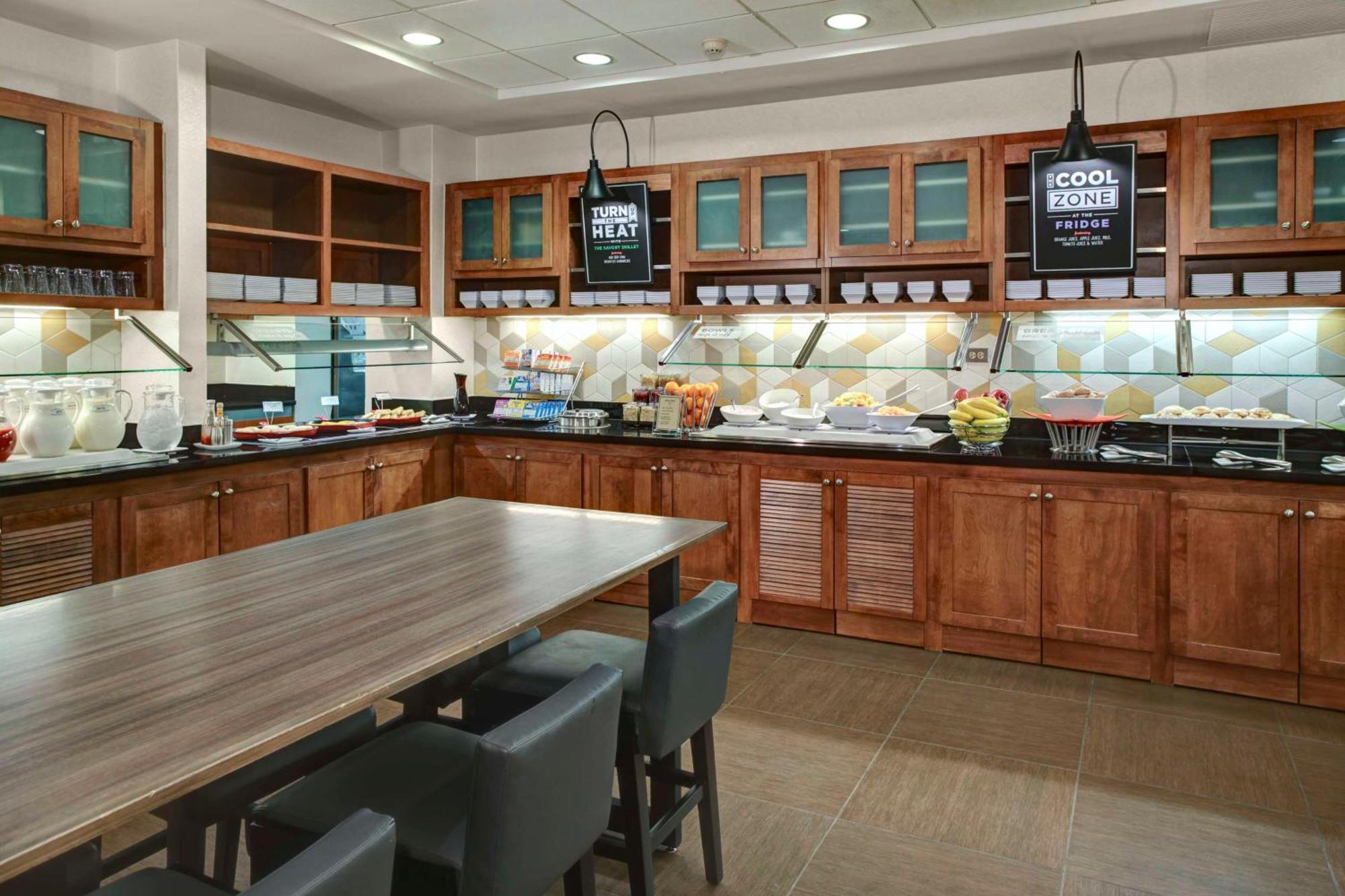 Hyatt Place Tampa Busch Gardens Luaran gambar