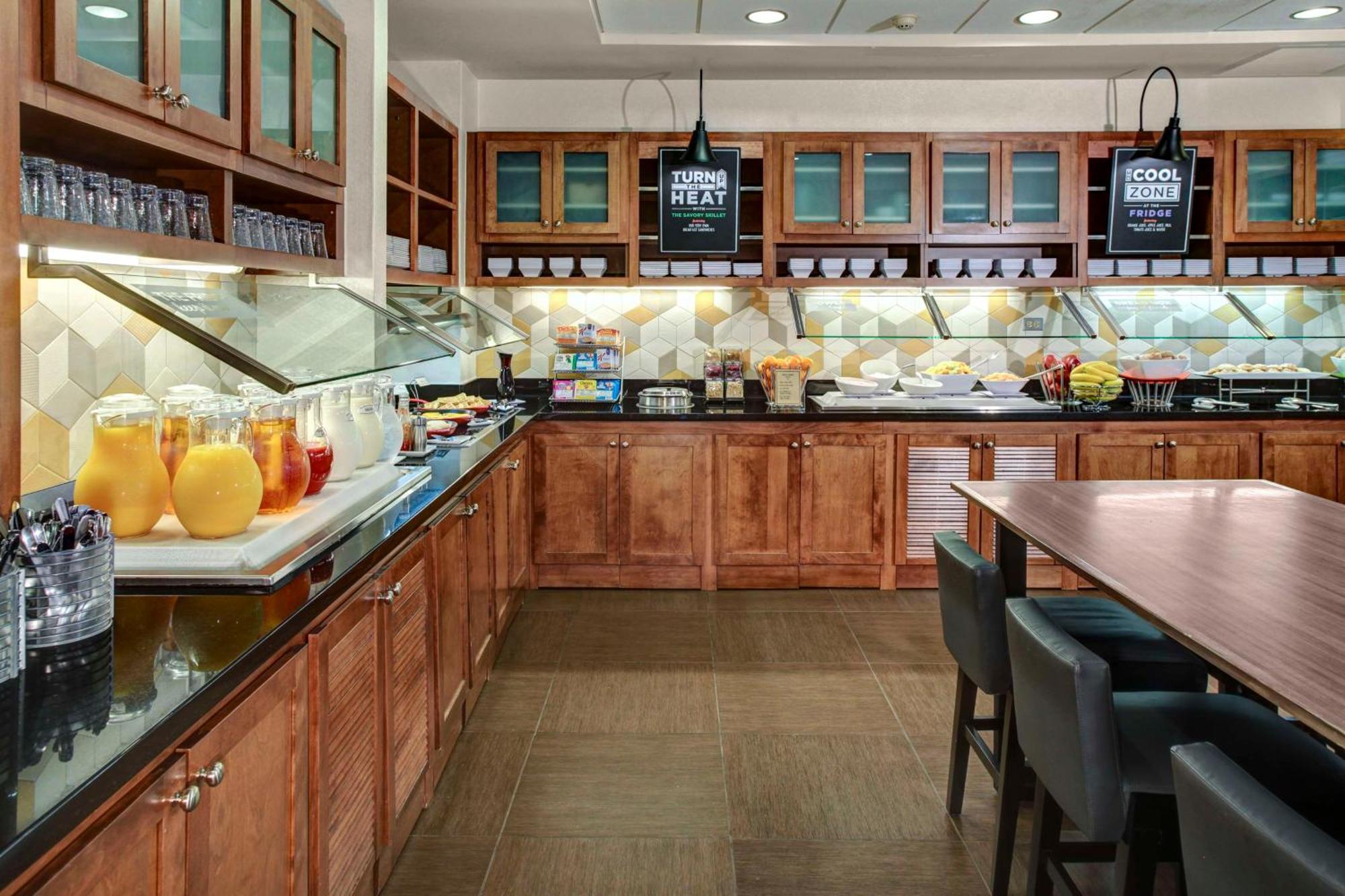 Hyatt Place Tampa Busch Gardens Luaran gambar