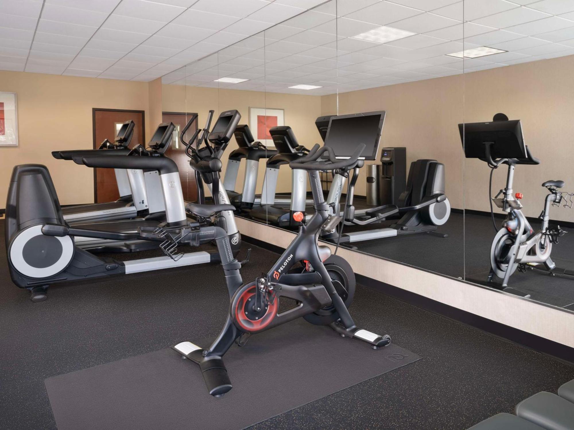 Hyatt Place Tampa Busch Gardens Luaran gambar