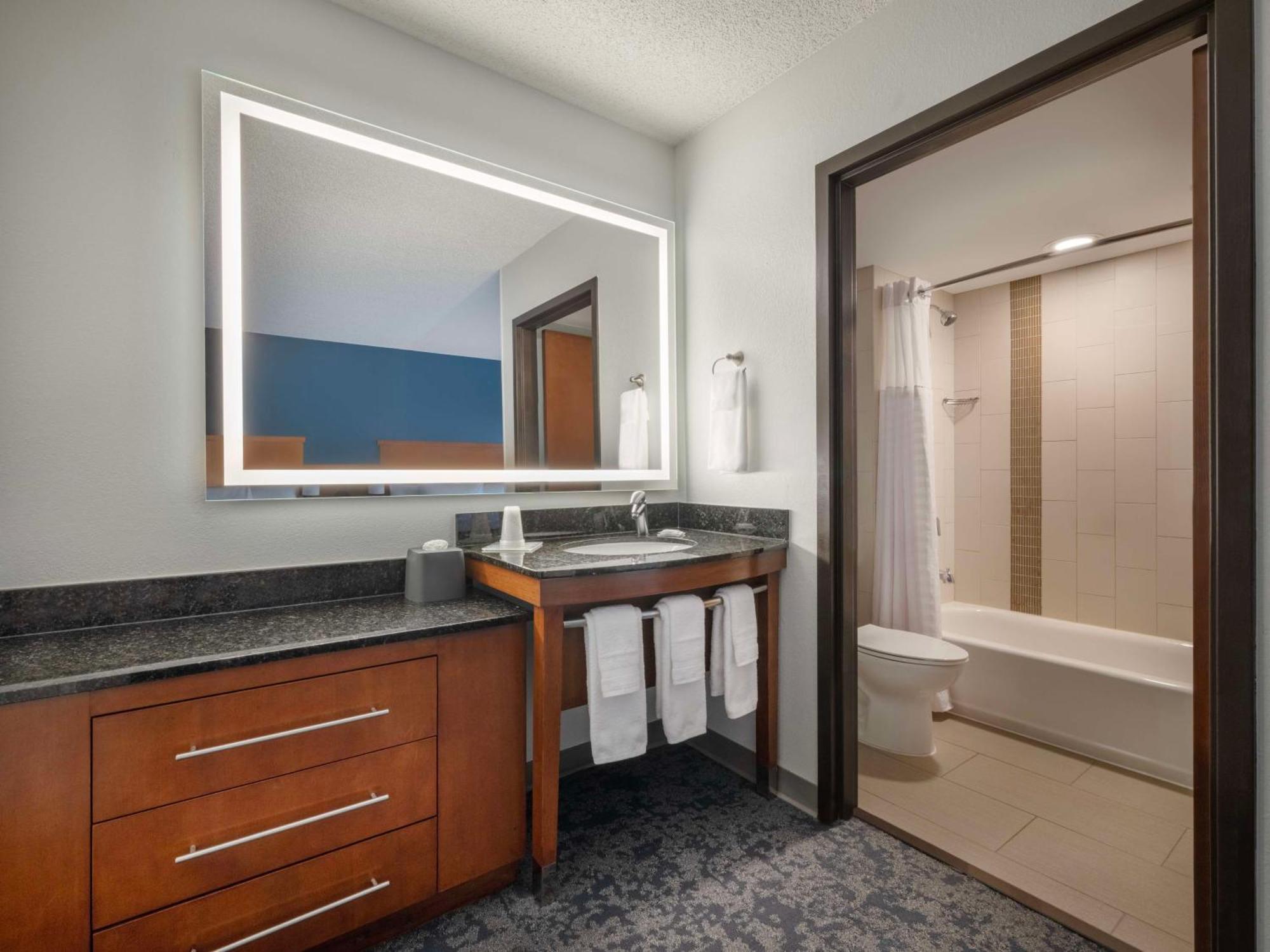 Hyatt Place Tampa Busch Gardens Luaran gambar